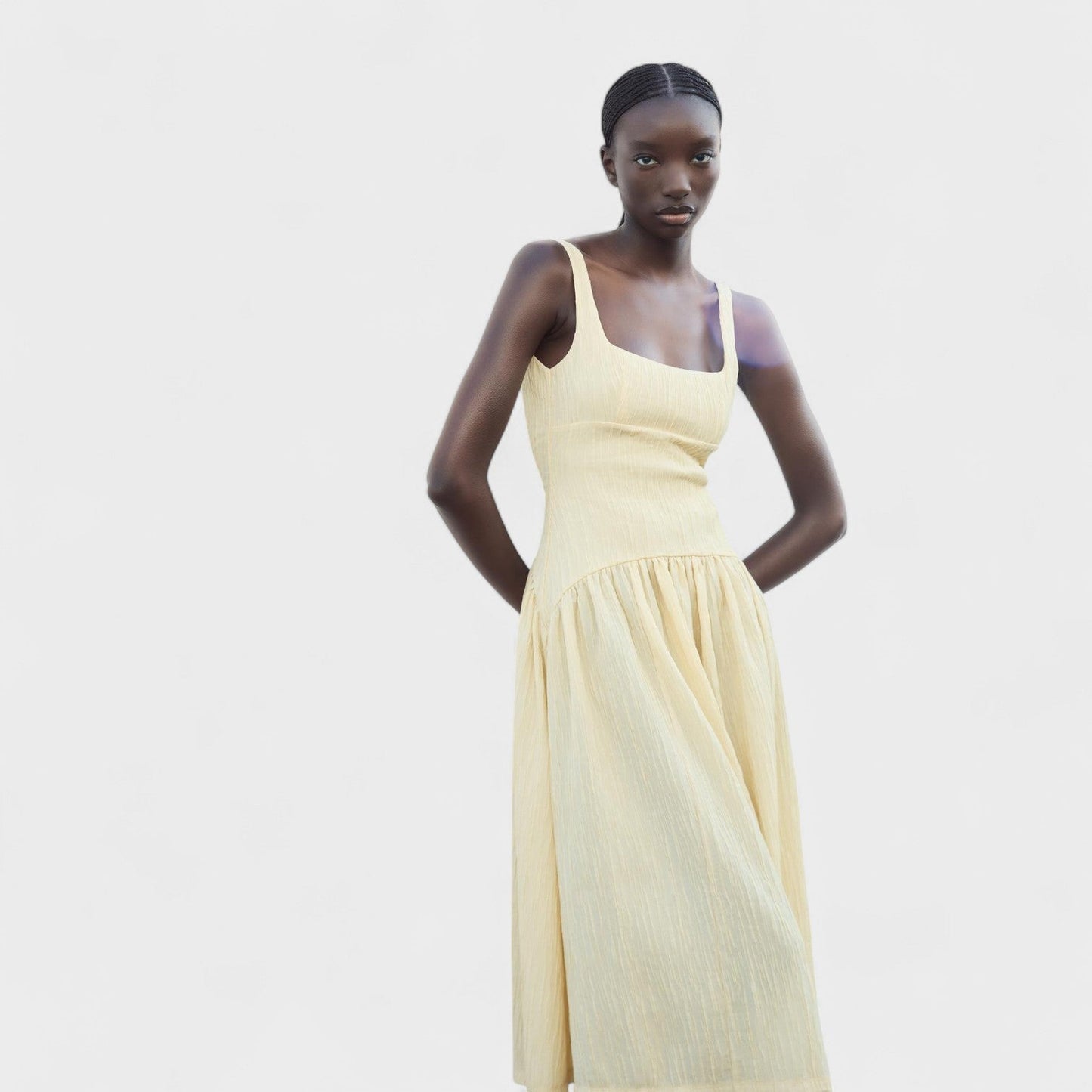 Catalina – Vestido Midi Amarillo