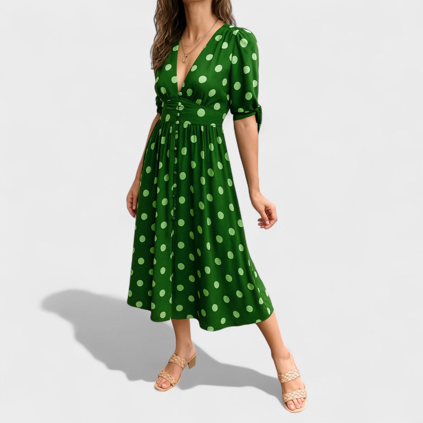Eva – Vestido Midi de Lunares
