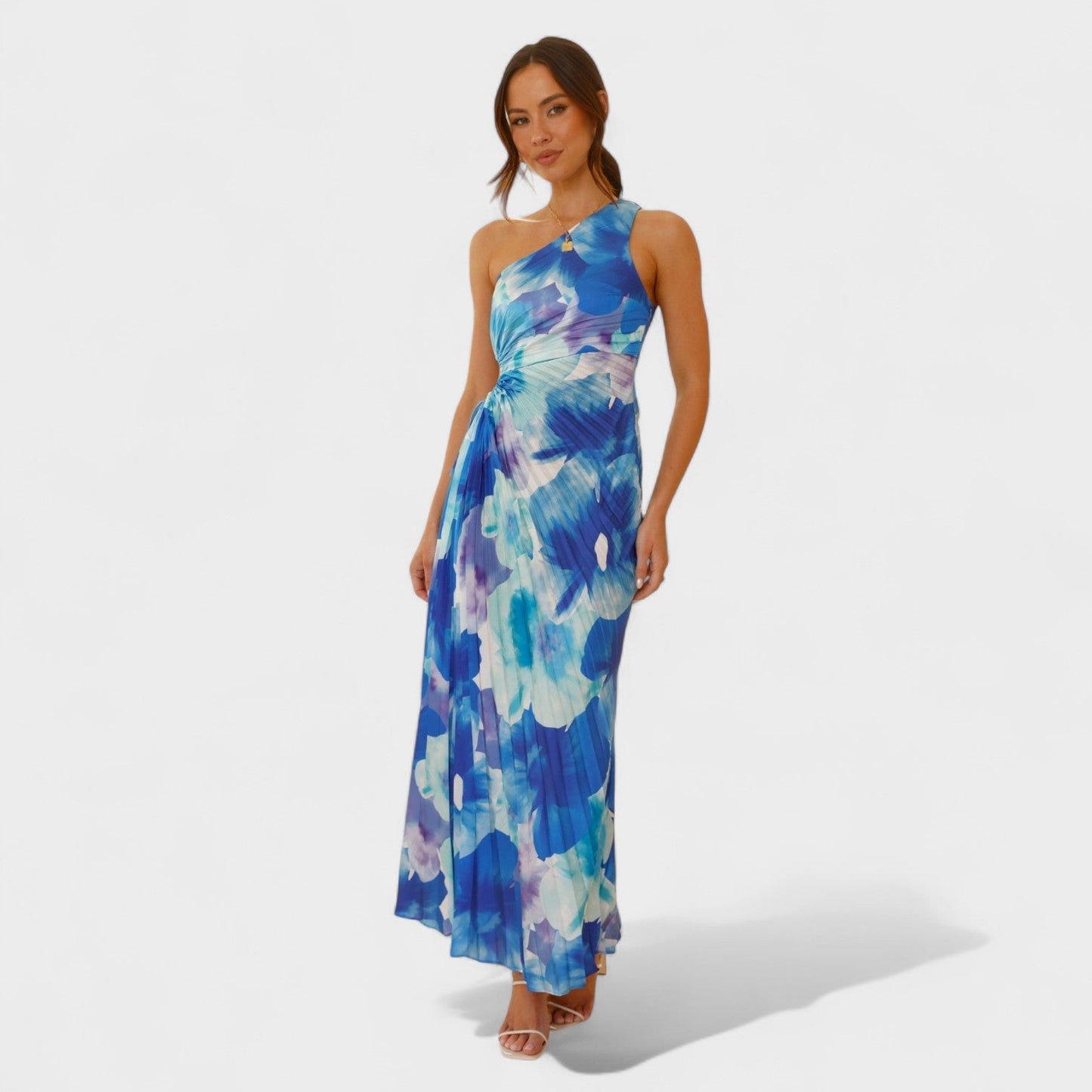 Maribel – Vestido Asimétrico Plisado Floral