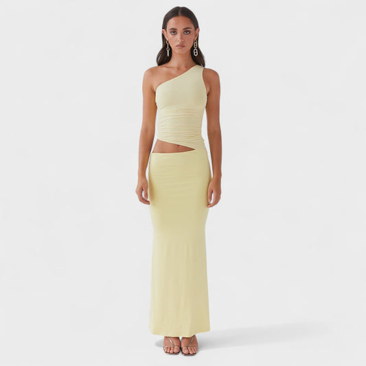 Seranella – Vestido Maxi Assimétrico com Recorte