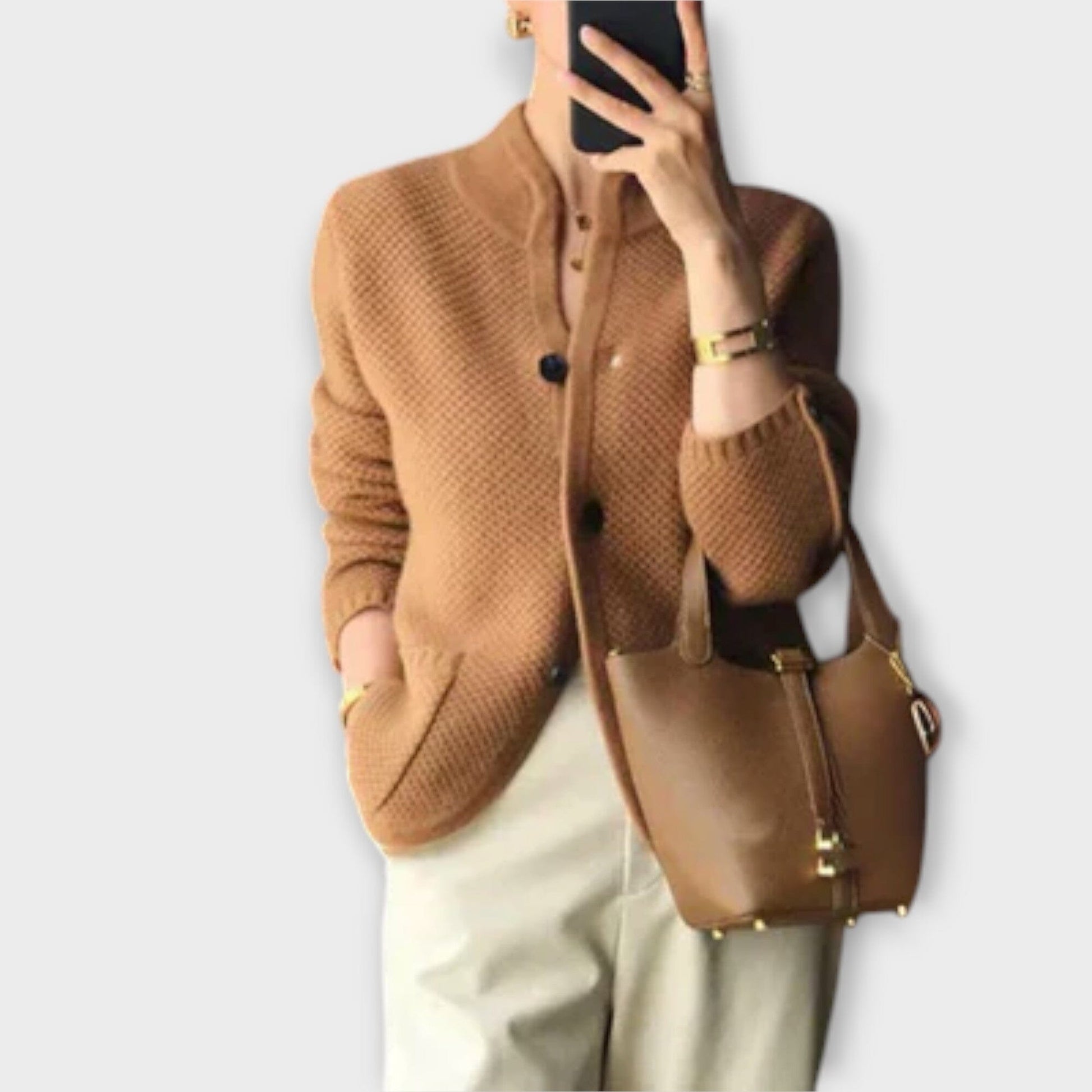 Alissa - Cárdigan Estiloso y Acogedor Alissa - Cárdigan Estiloso y Acogedor A minha loja Karamell S