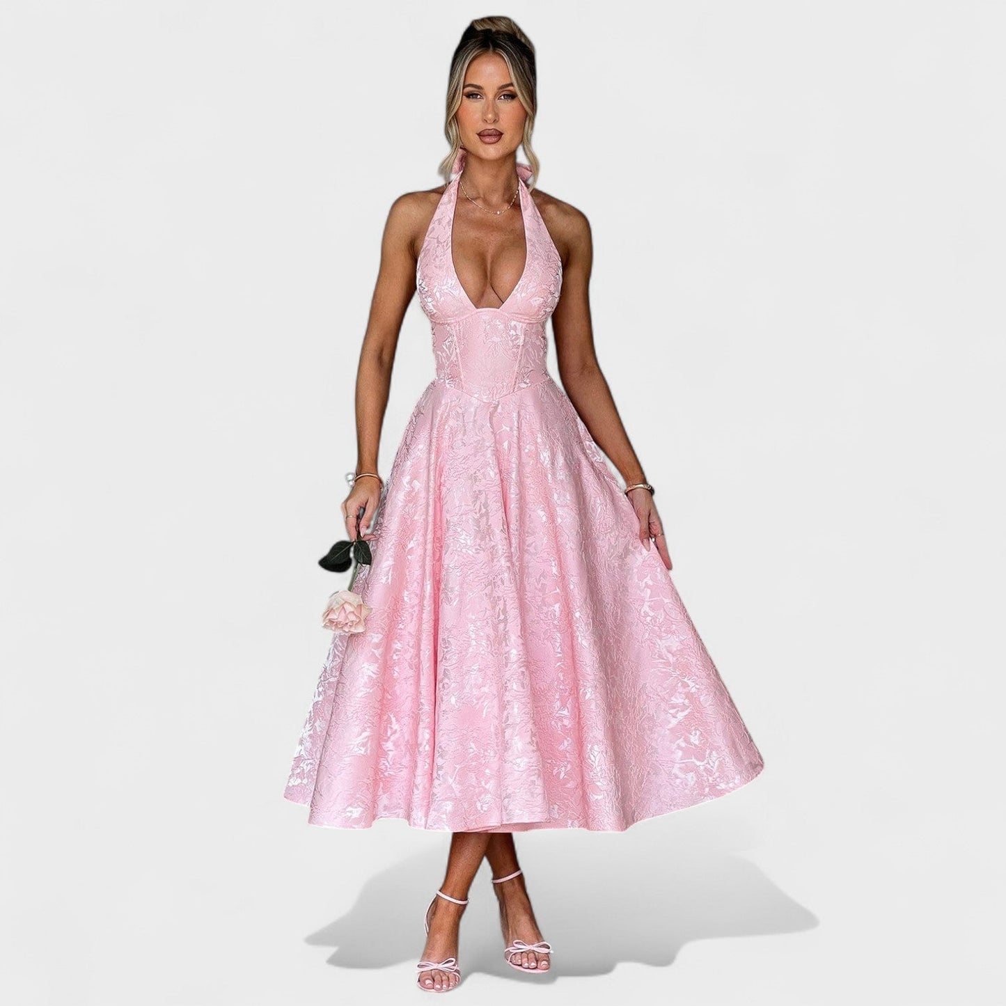 Effie – Vestido Midi Texturizado con Escote Halter