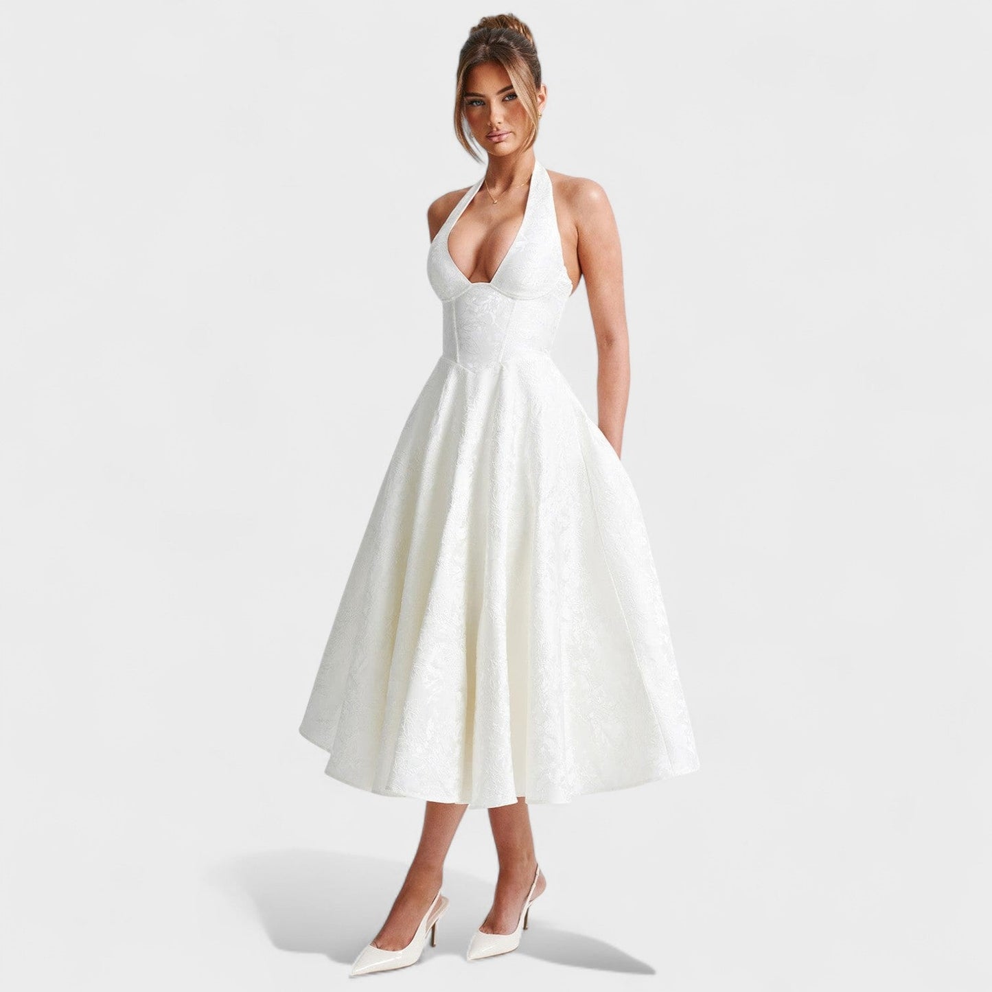 Effie – Vestido Midi Texturizado con Escote Halter