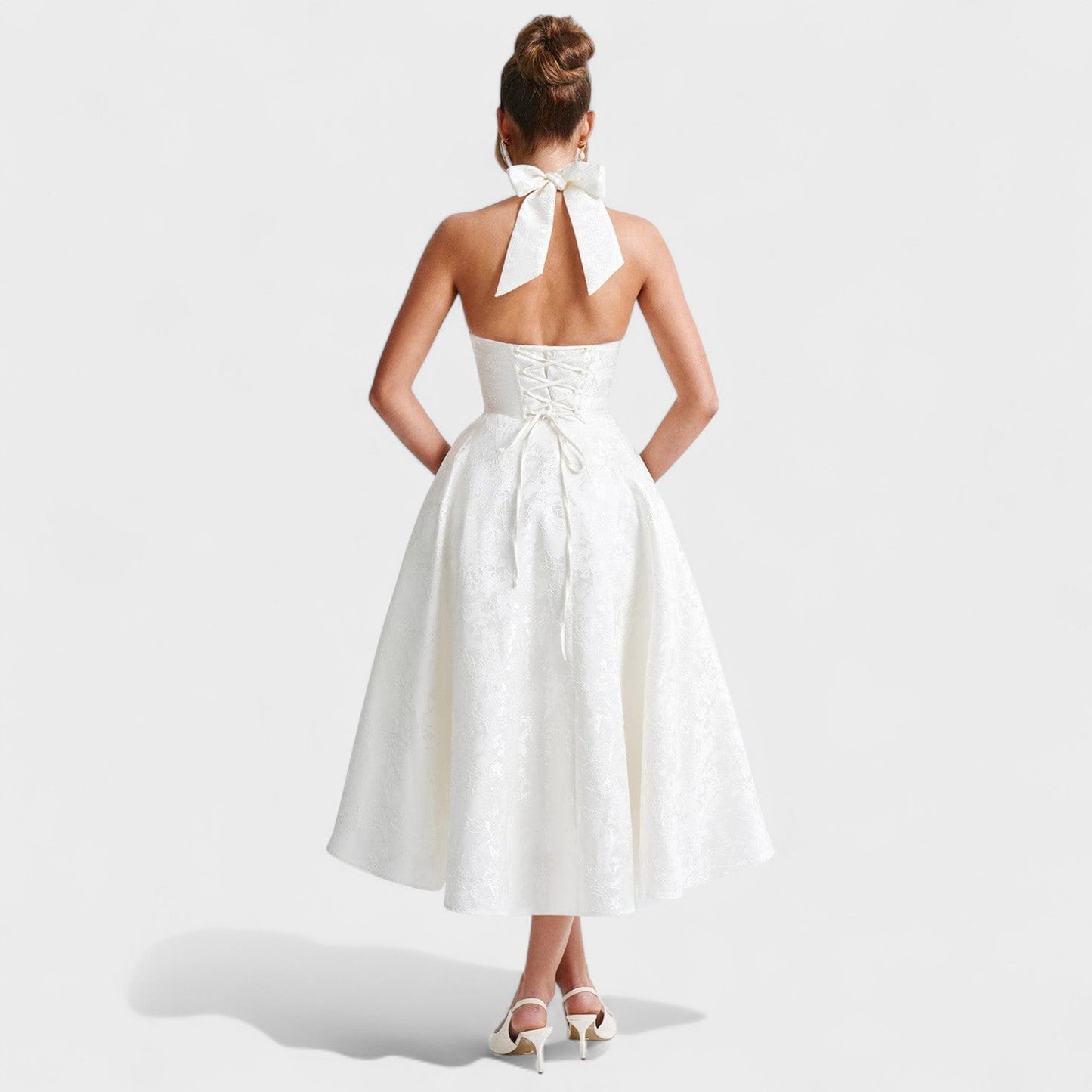 Effie – Vestido Midi Texturizado con Escote Halter