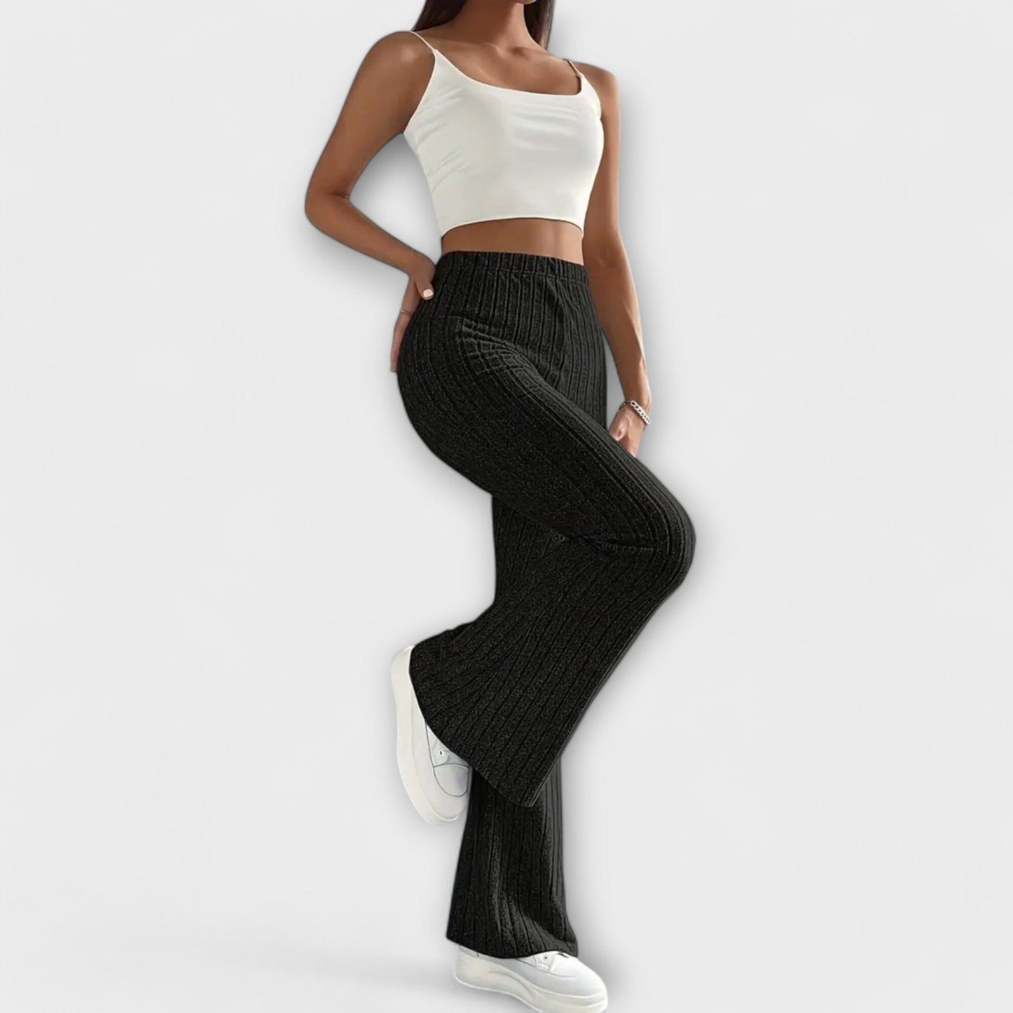 Jennifer – Pantalón acampanado elegante Jennifer – Pantalón acampanado elegante A minha loja