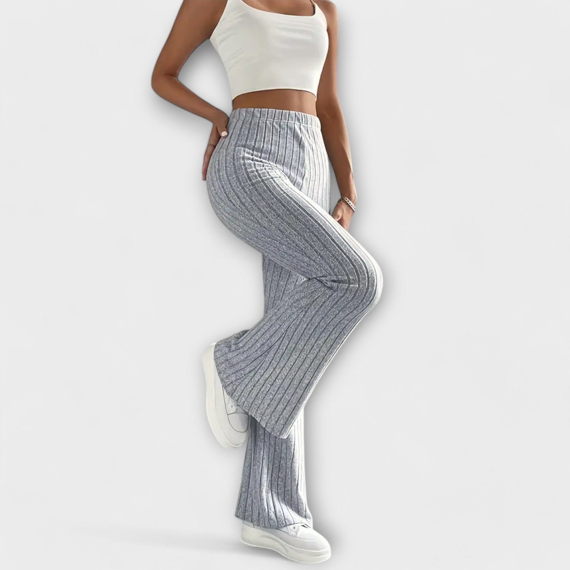 Jennifer – Pantalón acampanado elegante Jennifer – Pantalón acampanado elegante A minha loja