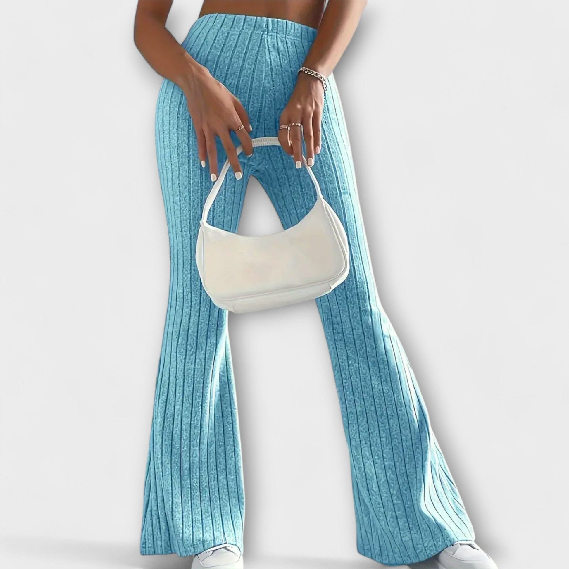 Jennifer – Pantalón acampanado elegante Jennifer – Pantalón acampanado elegante A minha loja