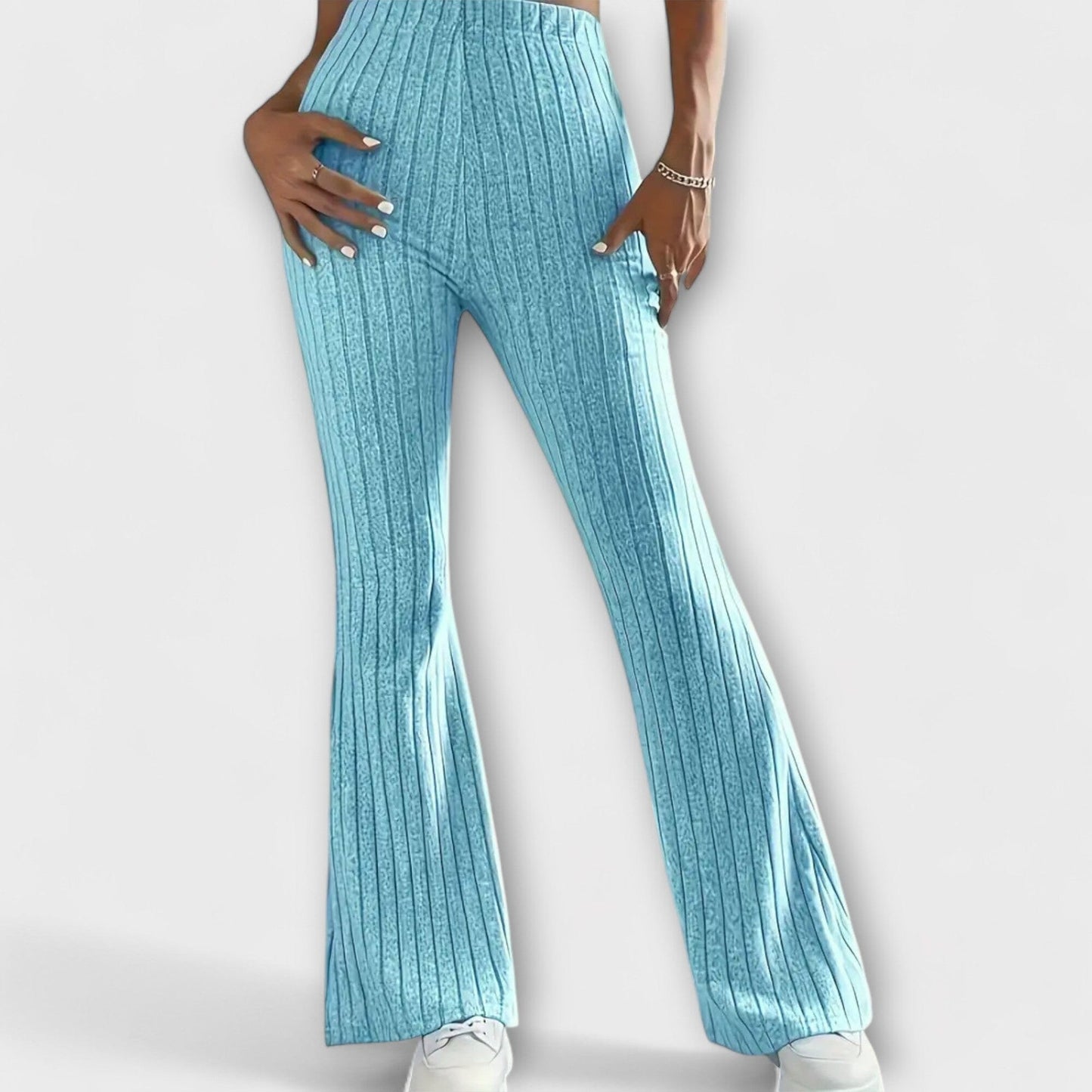 Jennifer – Pantalón acampanado elegante Jennifer – Pantalón acampanado elegante A minha loja Azul XS