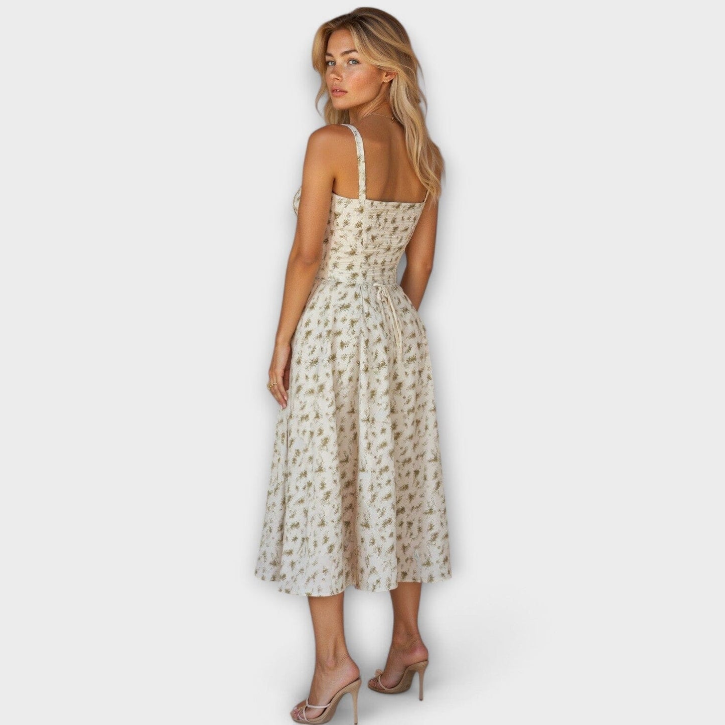Kiana – Vestido midi con corsé Kiana – Vestido midi con corsé A minha loja