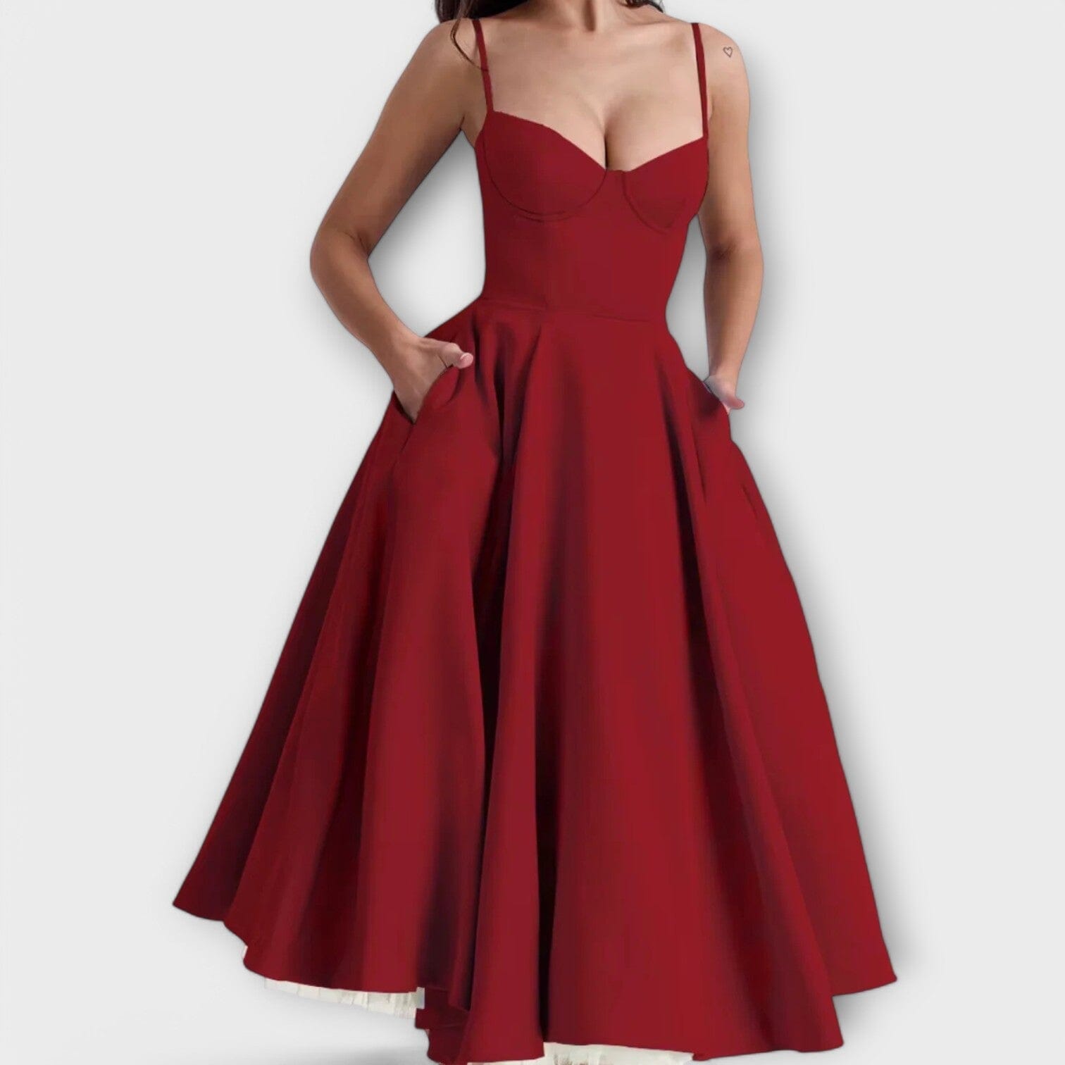 Mélie – Vestido ligero de verano con detalle de corsé Mélie – Vestido ligero de verano con detalle de corsé A minha loja Rojo S