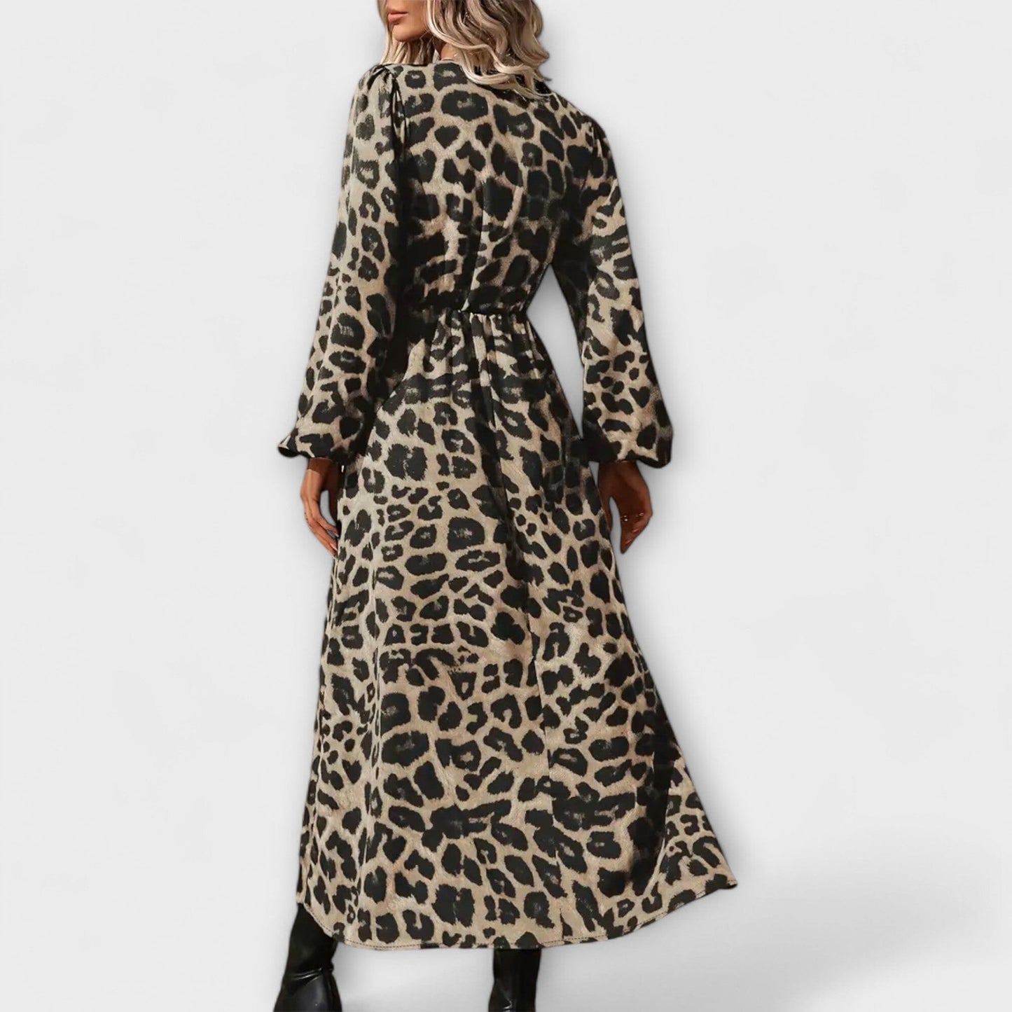 Natalie – Vestido con estilo y estampado de leopardo Natalie – Vestido con estilo y estampado de leopardo A minha loja