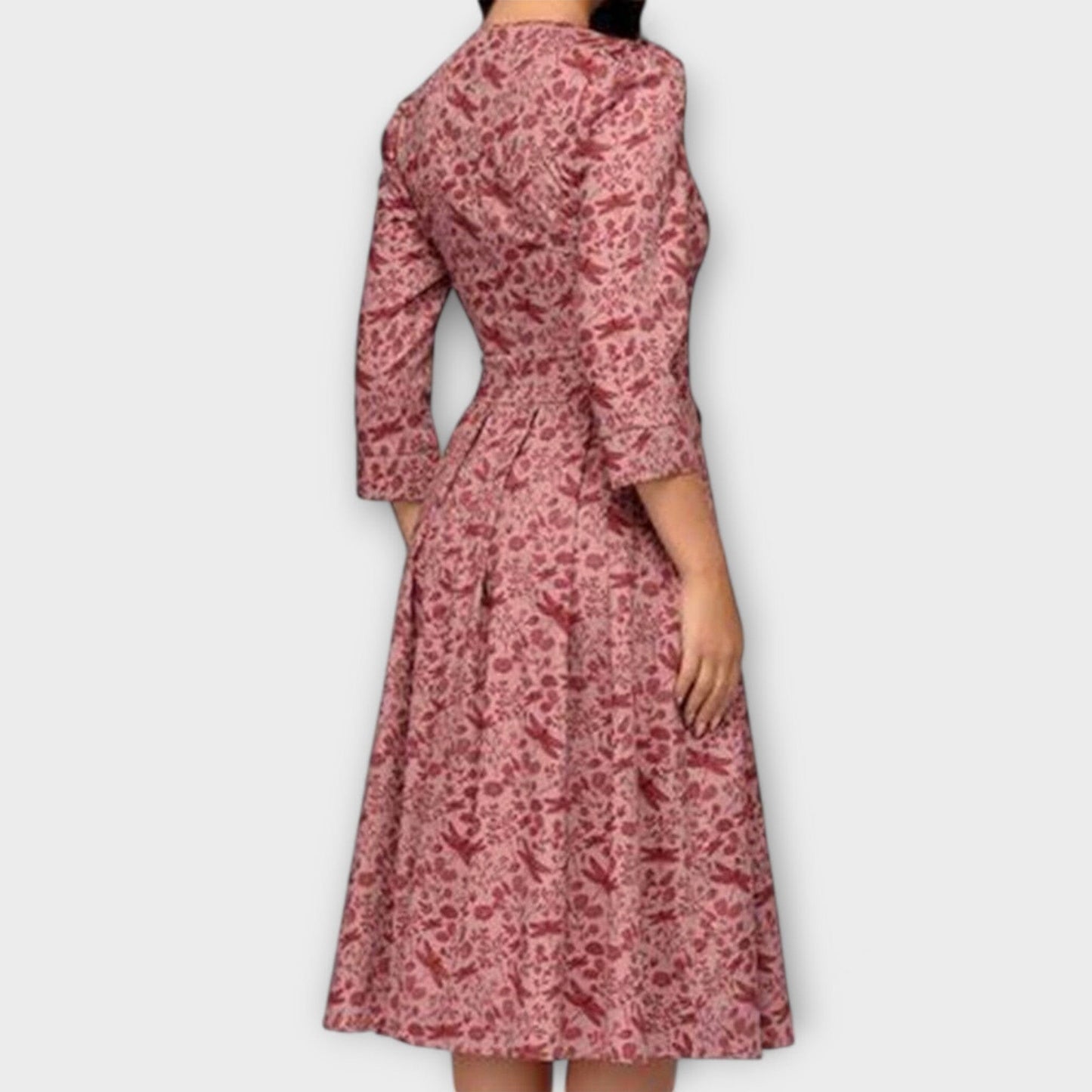 Retrozo – Elegante vestido de longitud a la rodilla Retrozo – Elegante vestido de longitud a la rodilla A minha loja