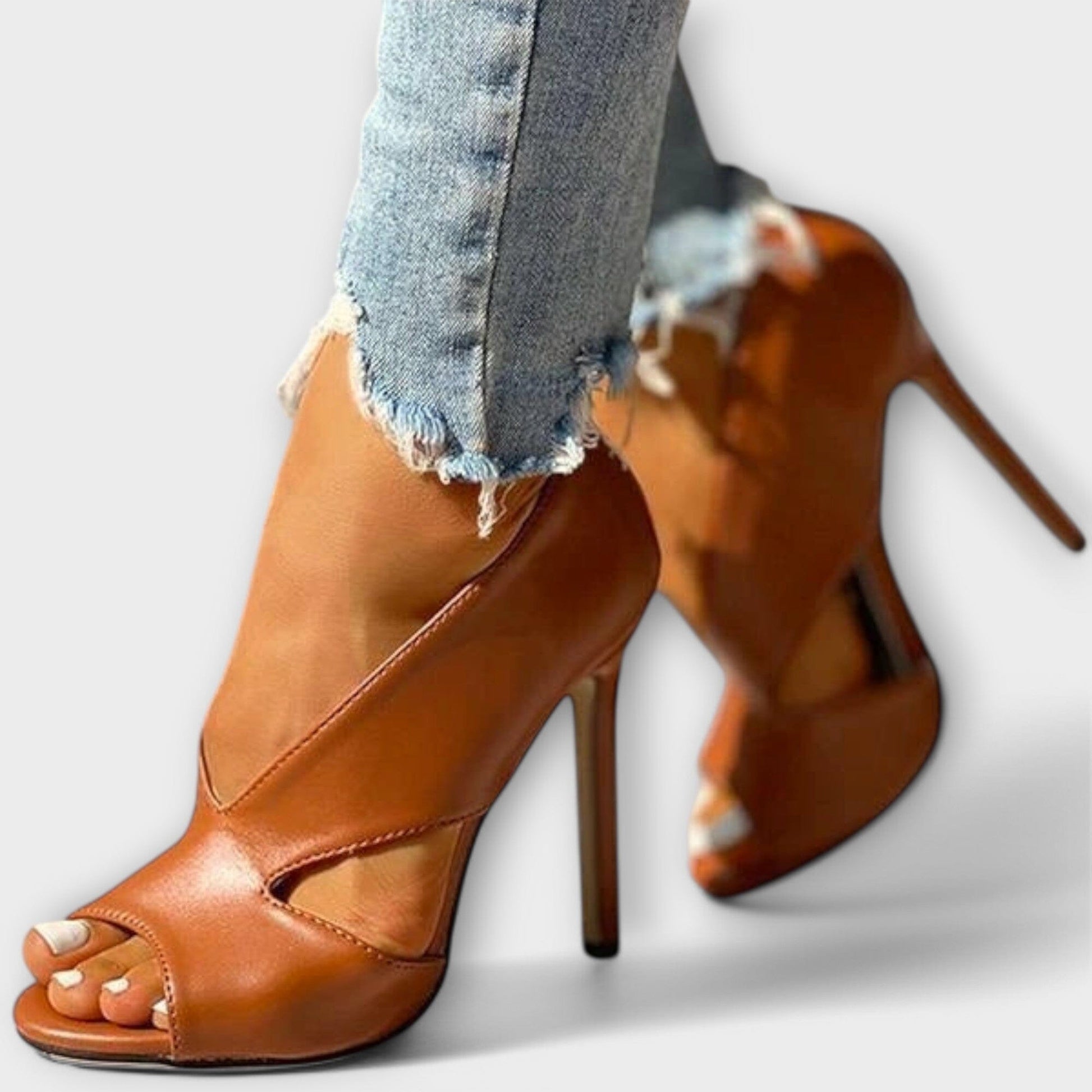 Sandalias ortopédicas de moda con tacón elegante Sandalias ortopédicas de moda con tacón elegante A minha loja Braun 37