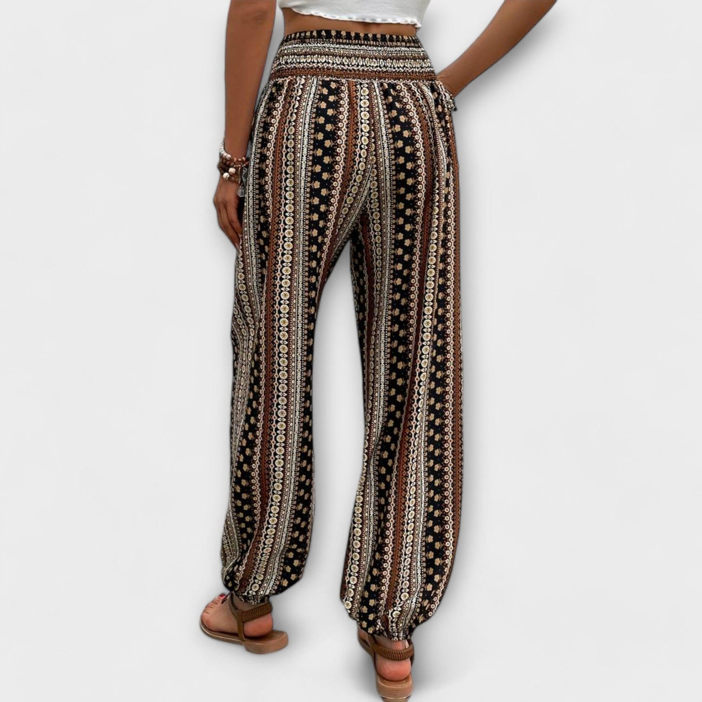 Scarlett – Pantalón con gráfico étnico Scarlett – Pantalón con gráfico étnico A minha loja