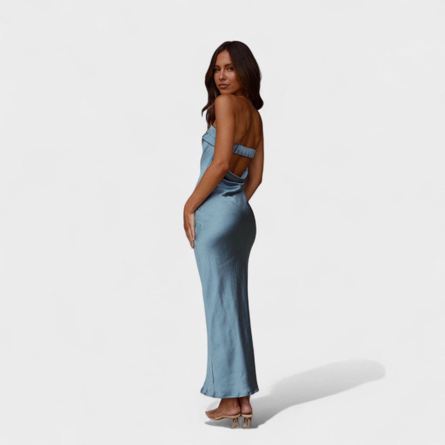Carmen | Vestido de satén sin mangas