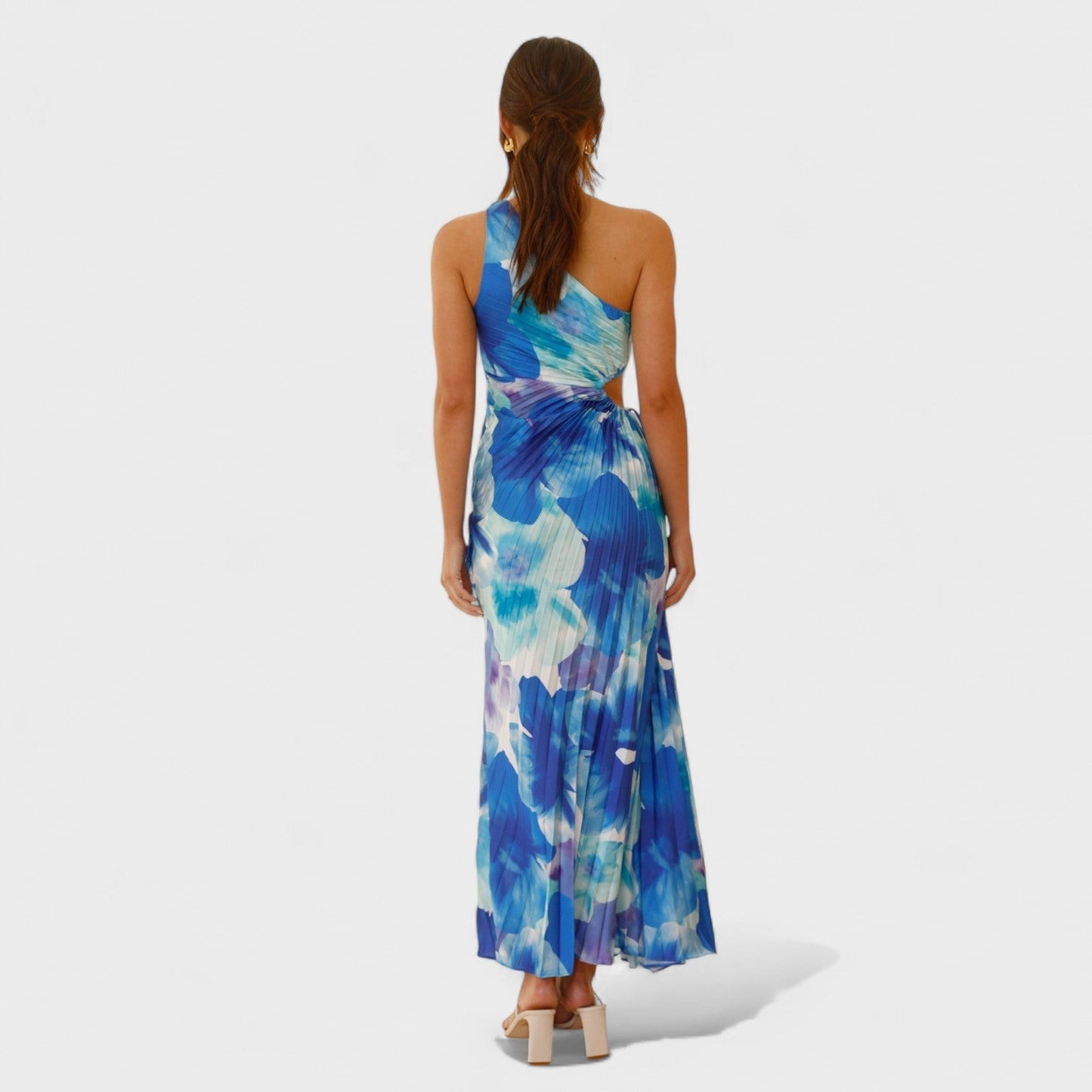 Maribel – Vestido Asimétrico Plisado Floral