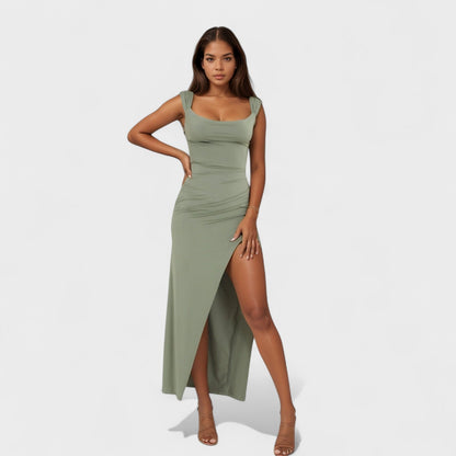 Bianca Esencial – El vestido que abraza tu silueta