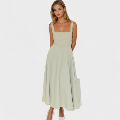 Maribel – Vestido Midi con Escote Cuadrado