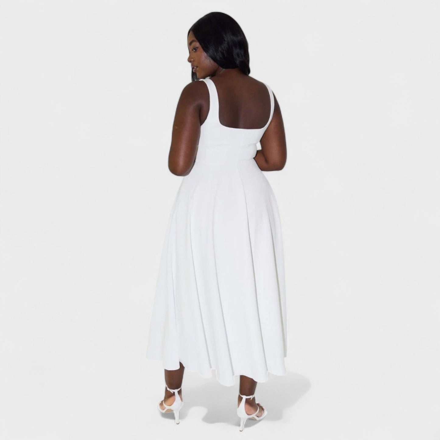 Maribel – Vestido Midi con Escote Cuadrado