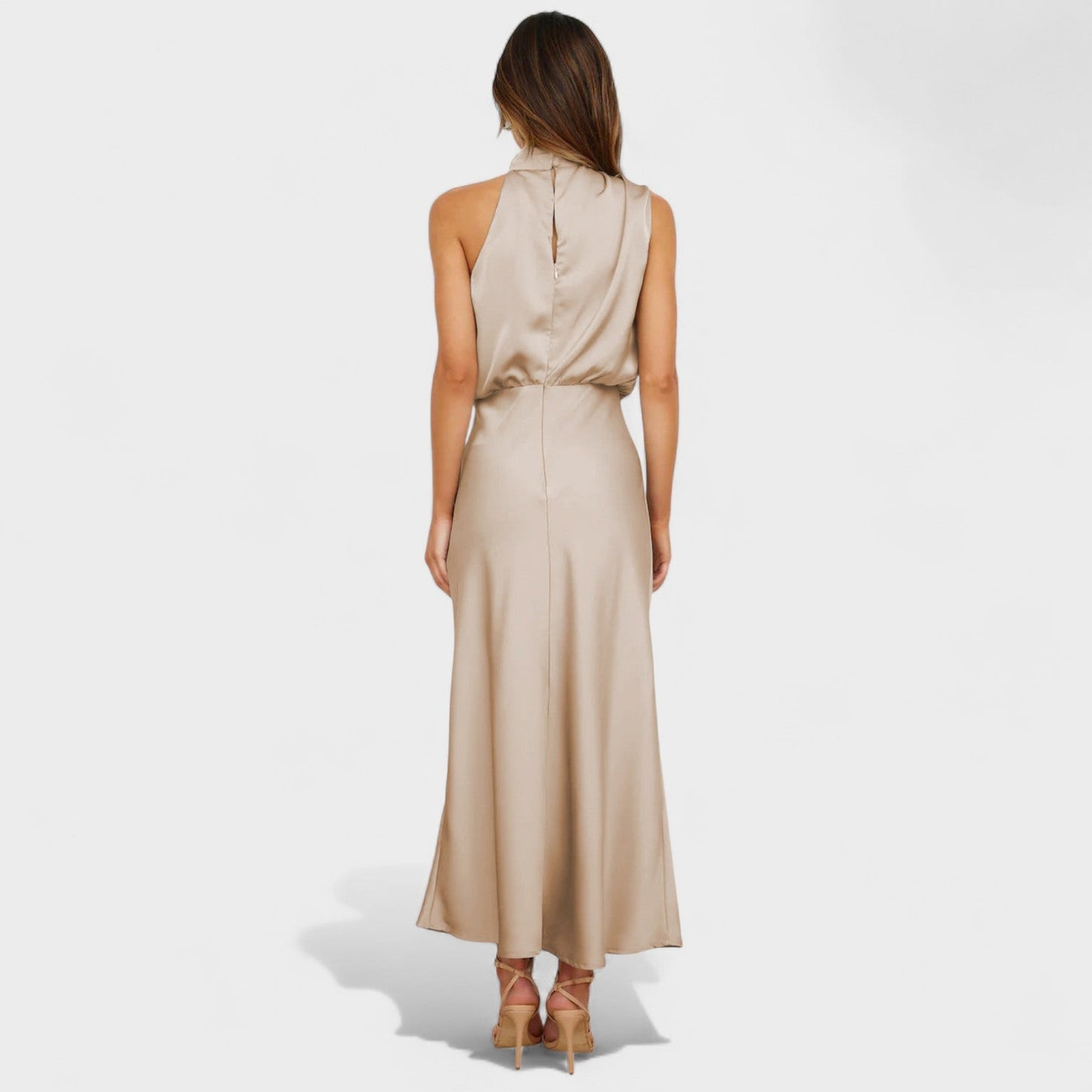 Alba – Vestido de Elegancia Satinada