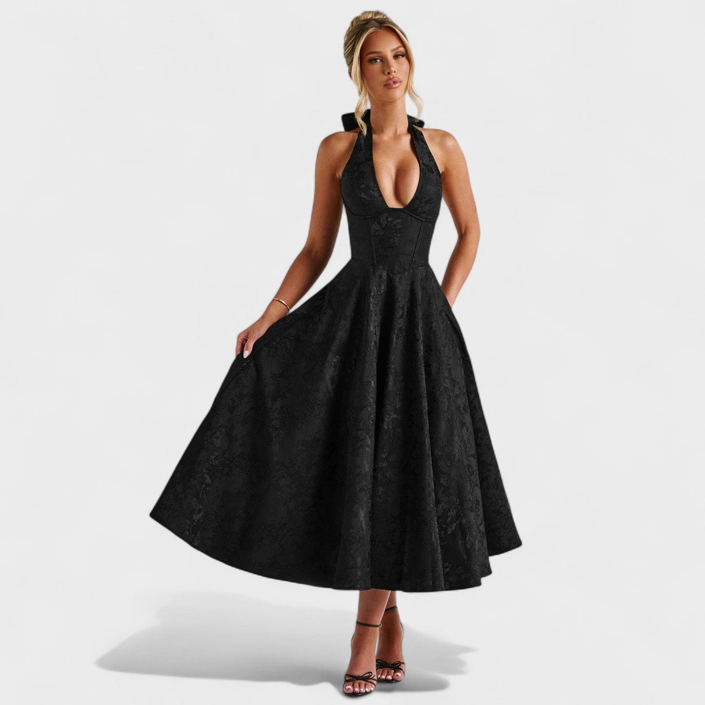 Effie – Vestido Midi Texturizado con Escote Halter