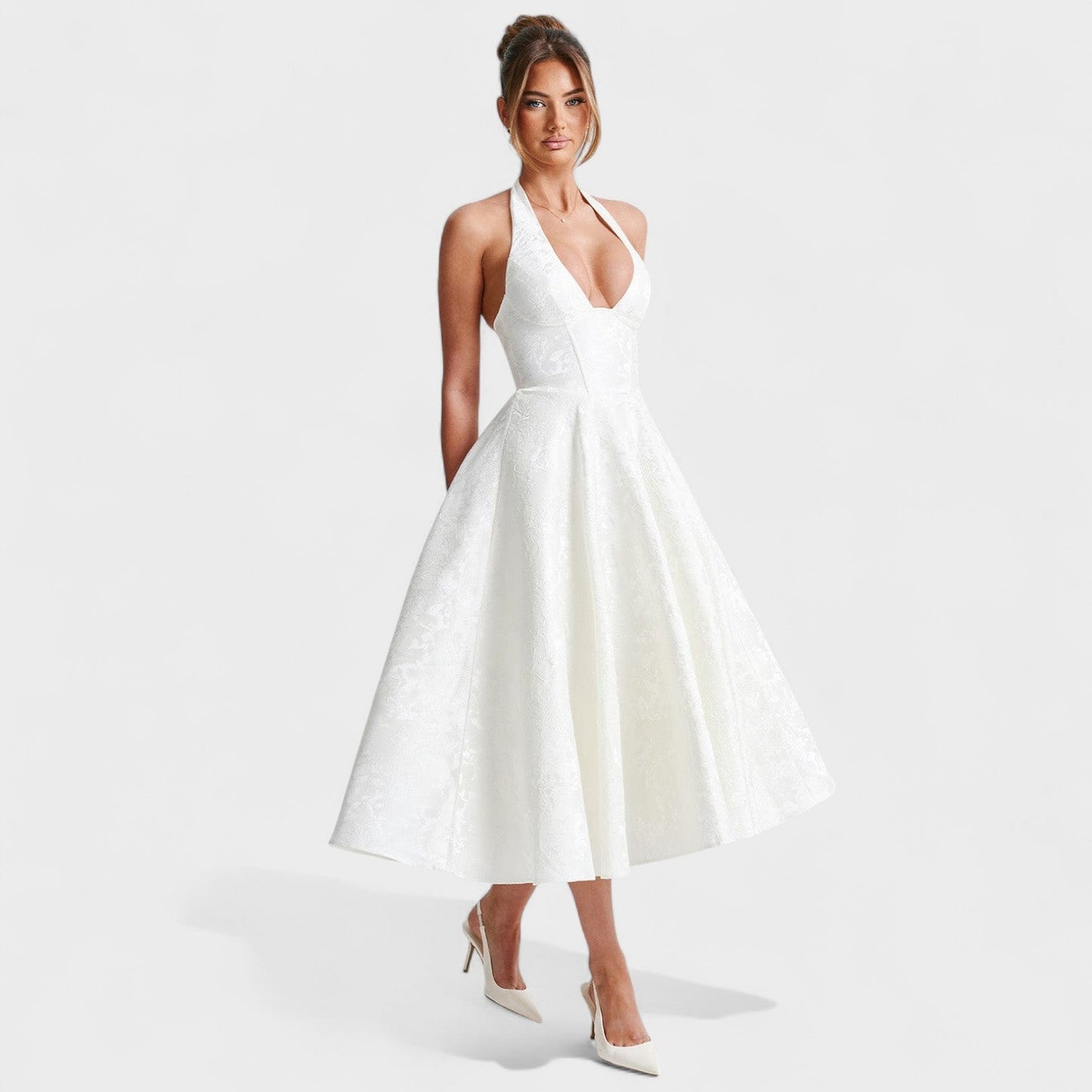 Effie – Vestido Midi Texturizado con Escote Halter