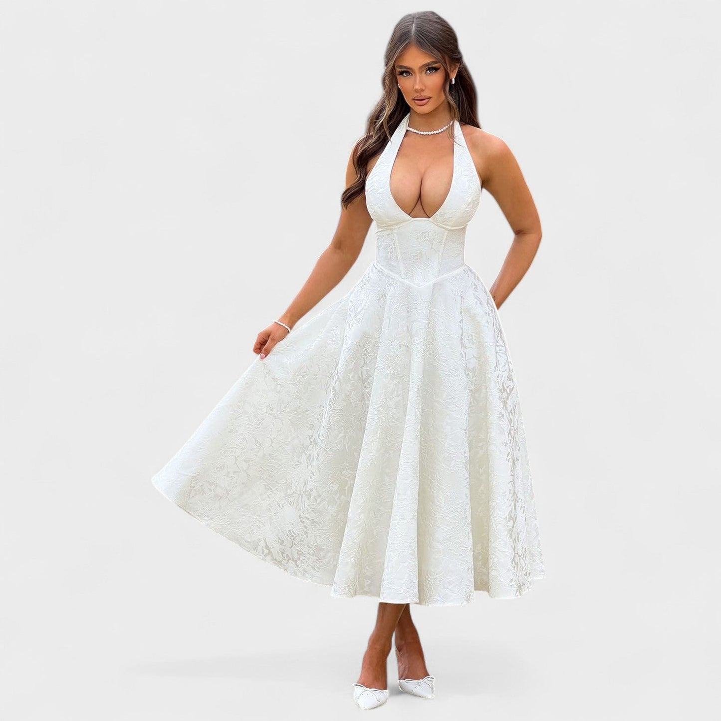 Effie – Vestido Midi Texturizado con Escote Halter