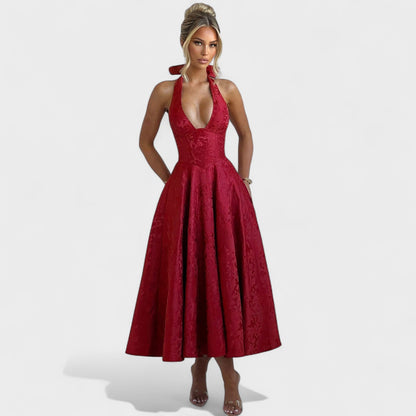 Effie – Vestido Midi Texturizado con Escote Halter