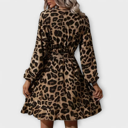 Elegante vestido de leopardo con escote en V y cinturón ajustable Elegante vestido de leopardo con escote en V y cinturón ajustable A minha loja 