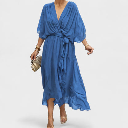 Juni | Vestido con escote en V
