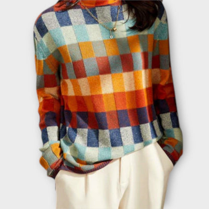 Erika – Suéter de Cuello Alto con Diseño Patchwork Erika – Suéter de Cuello Alto con Diseño Patchwork A minha loja 