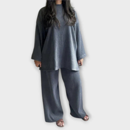 Ingrid – Conjunto Plus Size de Estilo Acanalado Ingrid – Conjunto Plus Size de Estilo Acanalado A minha loja Azul S 