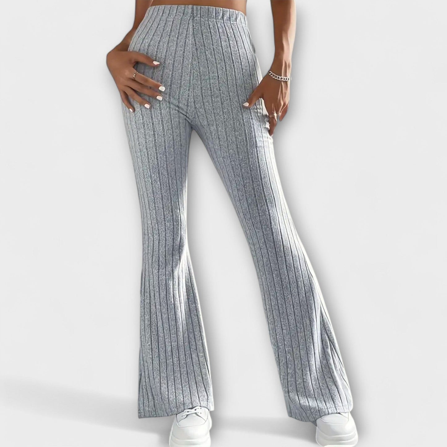 Jennifer – Pantalón acampanado elegante Jennifer – Pantalón acampanado elegante A minha loja 