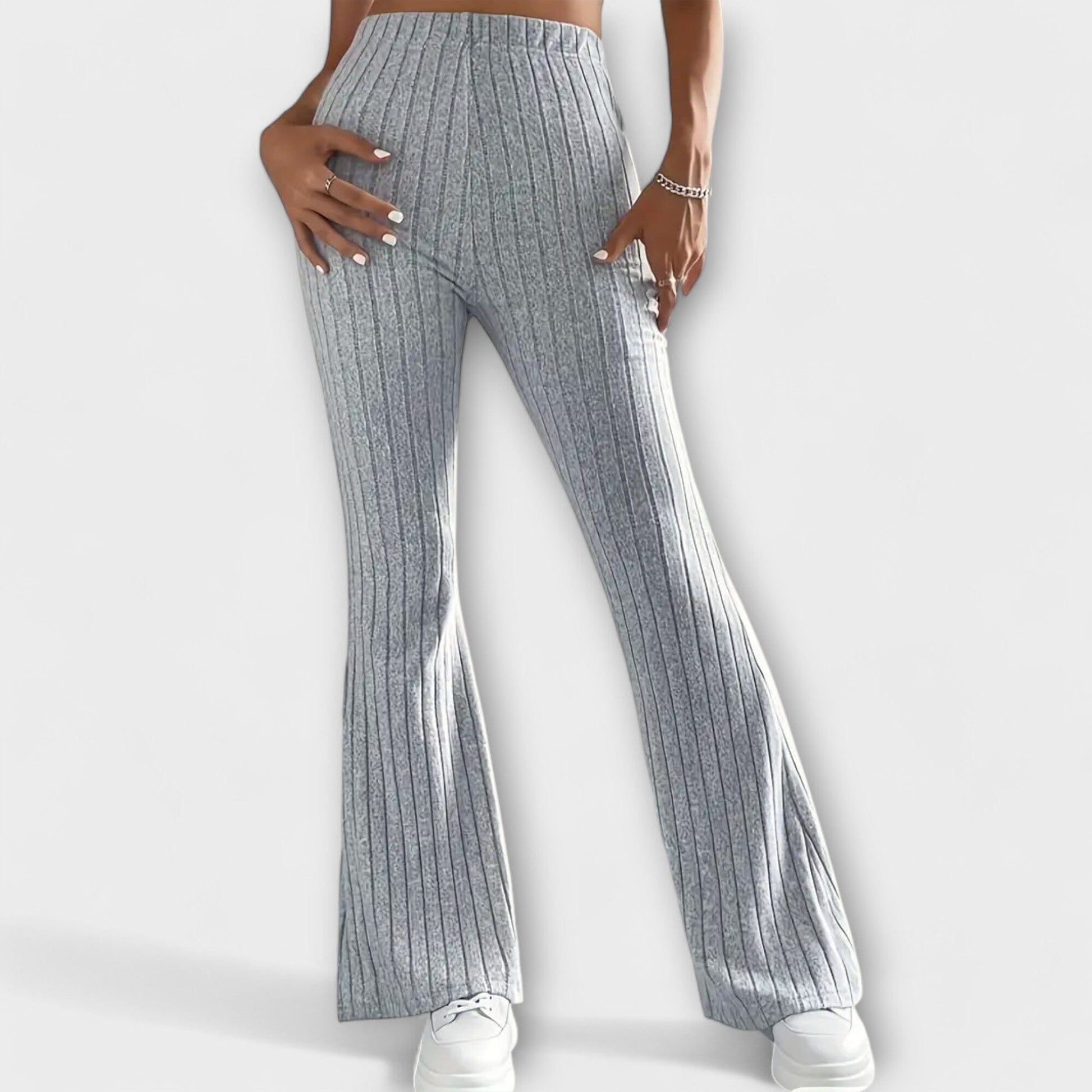 Jennifer – Pantalón acampanado elegante Jennifer – Pantalón acampanado elegante A minha loja 