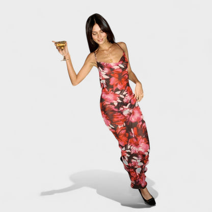 Freya Inferno – Vestido Largo Floral con Espalda Abierta