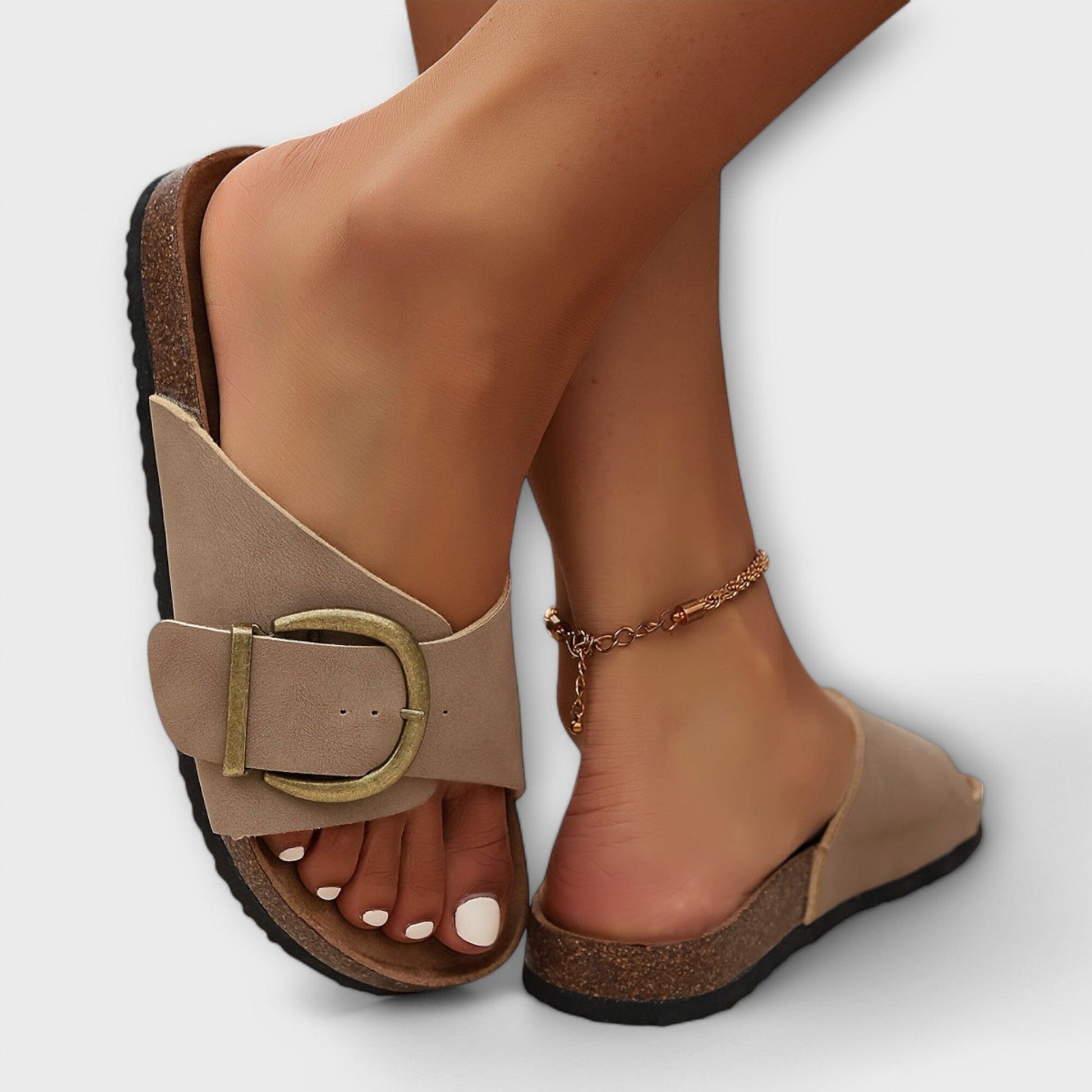 Margie – Sandalias tipo pantufla de corcho para mujer con diseño de hebilla Margie – Sandalias tipo pantufla de corcho para mujer con diseño de hebilla A minha loja 