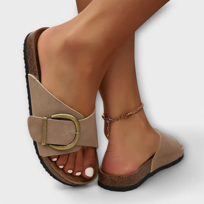 Margie – Sandalias tipo pantufla de corcho para mujer con diseño de hebilla Margie – Sandalias tipo pantufla de corcho para mujer con diseño de hebilla A minha loja 