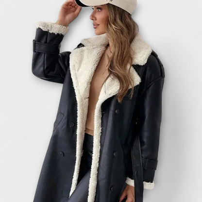 Maria – Abrigo largo clásico con forro polar y cuello de teddy Maria – Abrigo largo clásico con forro polar y cuello de teddy A minha loja 