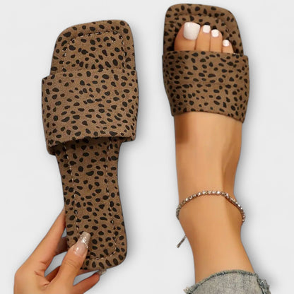 Mocasines planos con estampado de leopardo Mocasines planos con estampado de leopardo A minha loja Braun 37 
