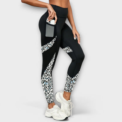 Pantalón de entrenamiento de talle alto con estampado de leopardo Pantalón de entrenamiento de talle alto con estampado de leopardo A minha loja Blanco XS 