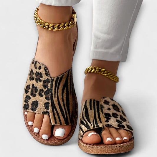 Pantolettes bicolores con estampado de leopardo elegantes Pantolettes bicolores con estampado de leopardo elegantes A minha loja Leopardenmuster 37 