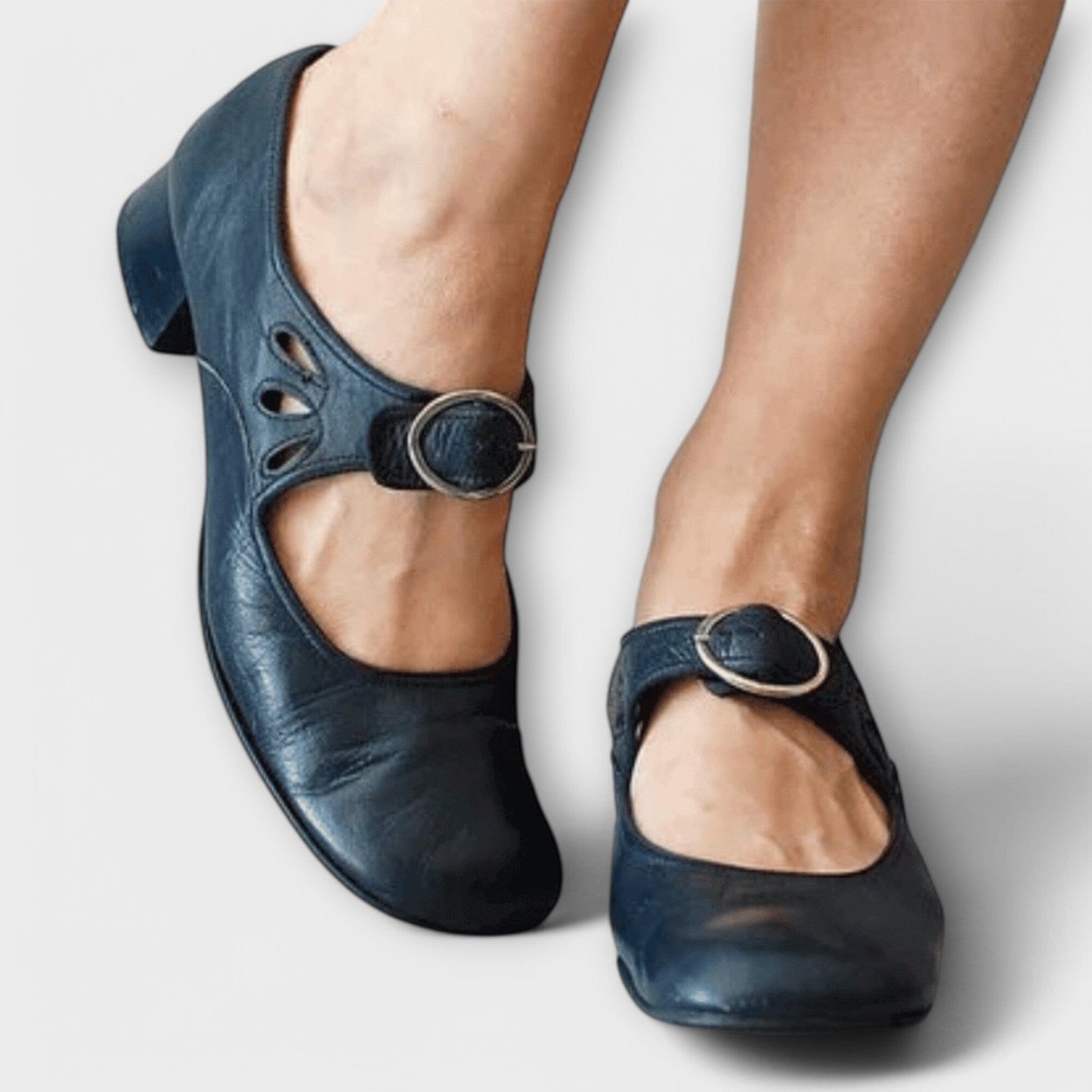 Paulina – La sandalia de cuero única y cómoda Paulina – La sandalia de cuero única y cómoda A minha loja Azul 35 