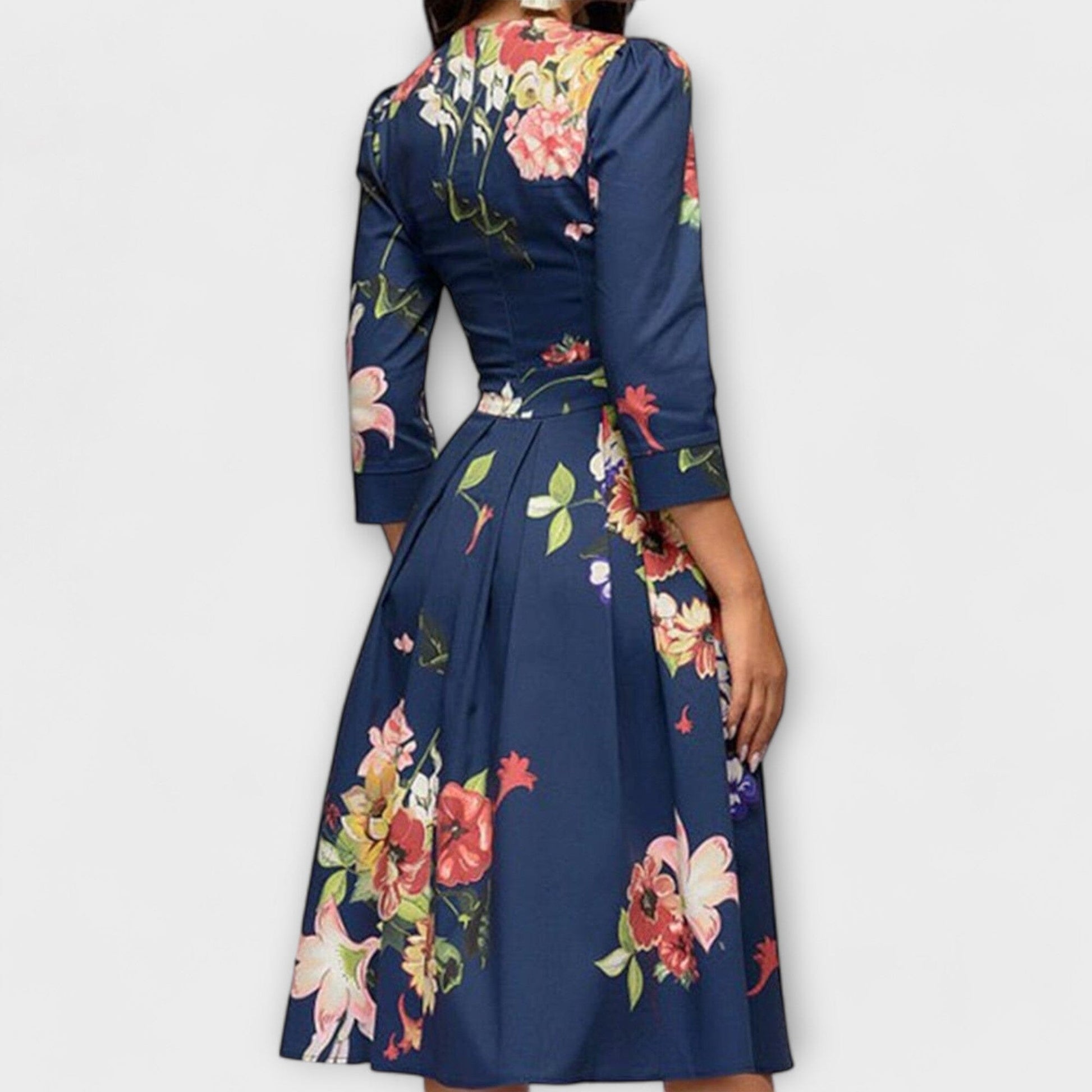 Retrozo – Elegante vestido de longitud a la rodilla Retrozo – Elegante vestido de longitud a la rodilla A minha loja 
