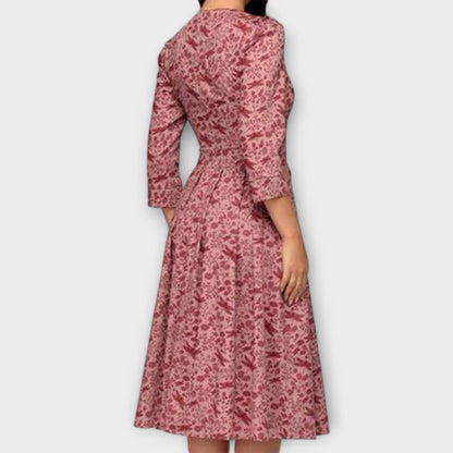 Retrozo – Elegante vestido de longitud a la rodilla Retrozo – Elegante vestido de longitud a la rodilla A minha loja 