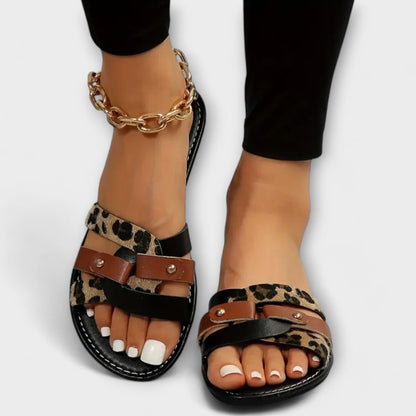 Sandalias con tiras cruzadas de leopardo Sandalias con tiras cruzadas de leopardo A minha loja 