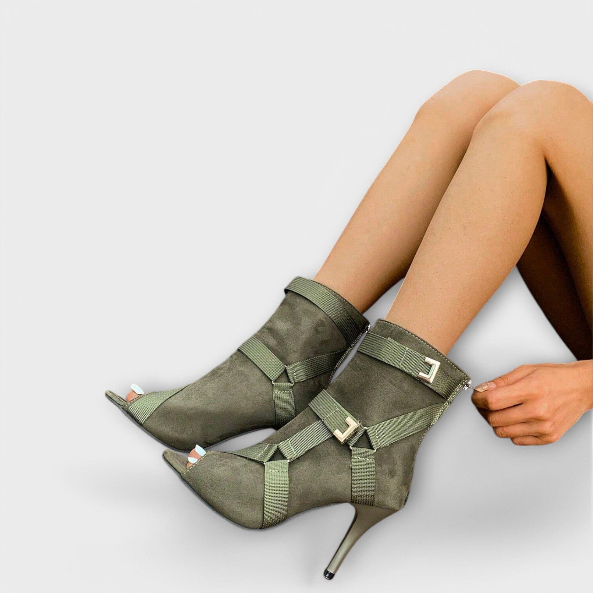 Sandalias elegantes de tacón con puntera abierta Sandalias elegantes de tacón con puntera abierta A minha loja 