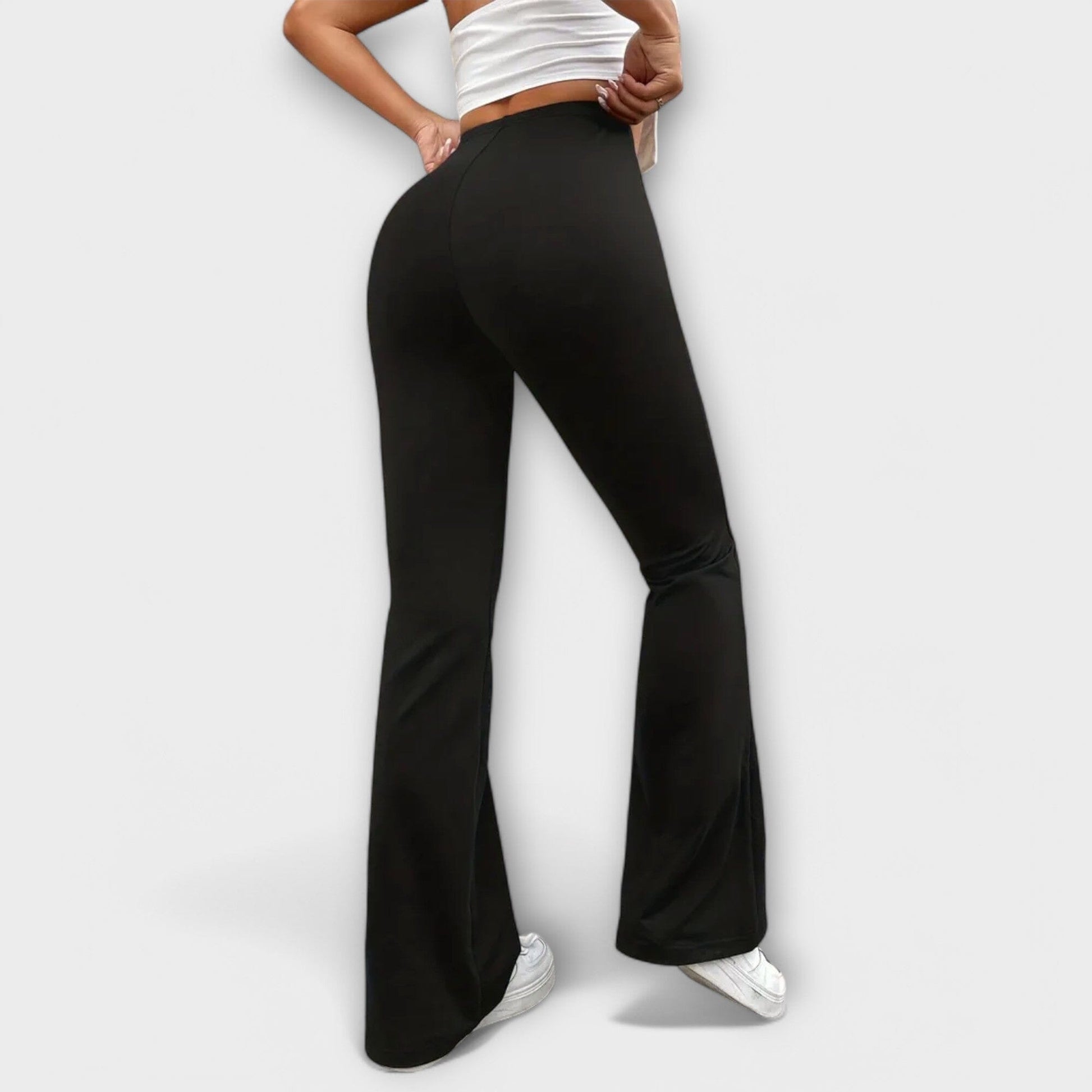 Serena – Pantalón suelto con pierna acampanada Serena – Pantalón suelto con pierna acampanada A minha loja 