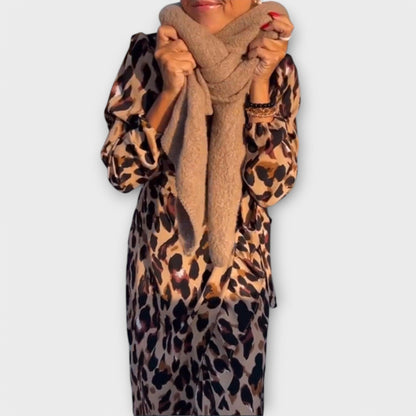Vestido casual con estampado de leopardo y escote en V Vestido casual con estampado de leopardo y escote en V A minha loja 