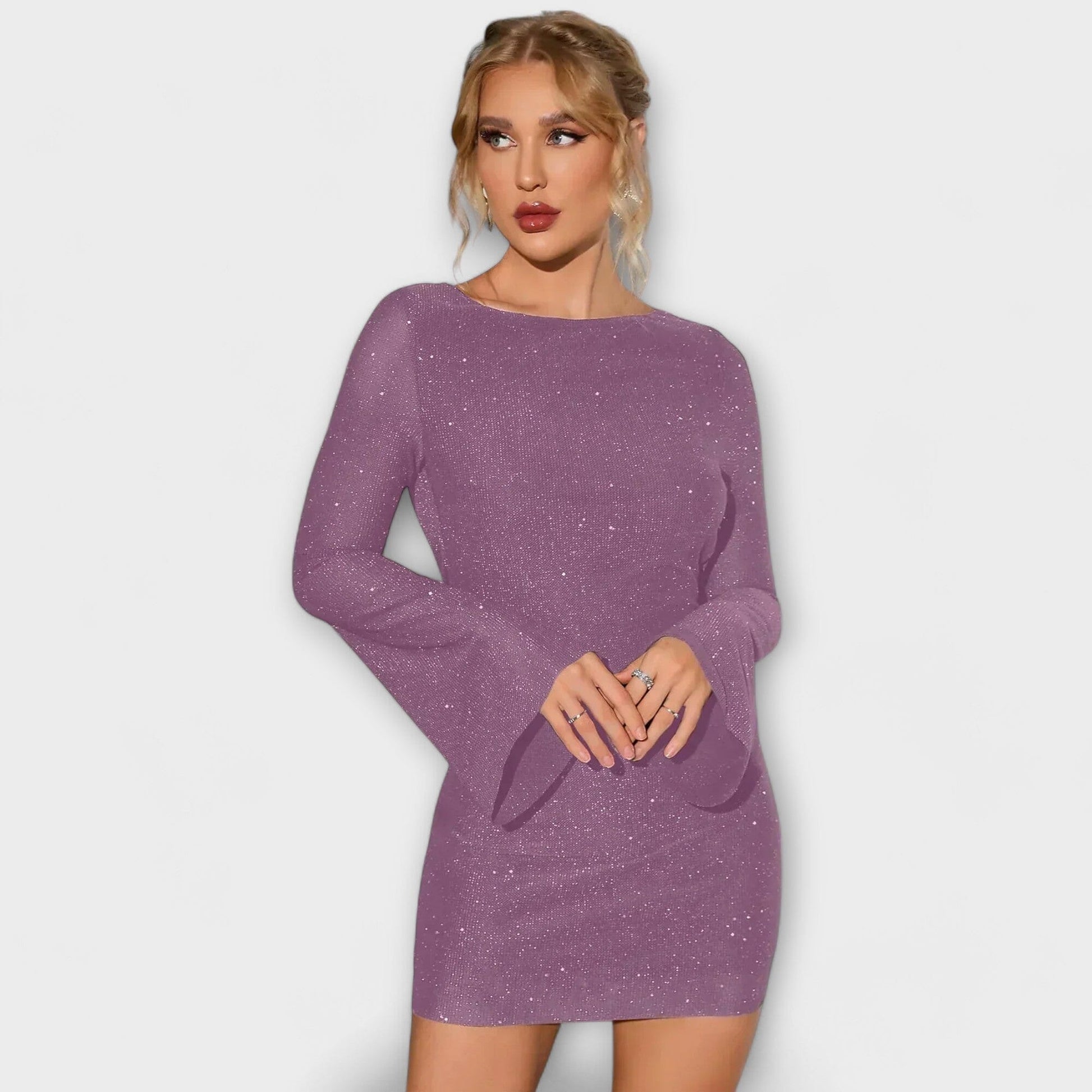 Vestido de lentejuelas con espalda descubierta y mangas largas Vestido de lentejuelas con espalda descubierta y mangas largas A minha loja 