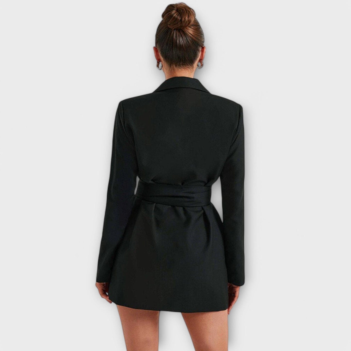 Vestido tipo blazer con escote en V Vestido tipo blazer con escote en V A minha loja 